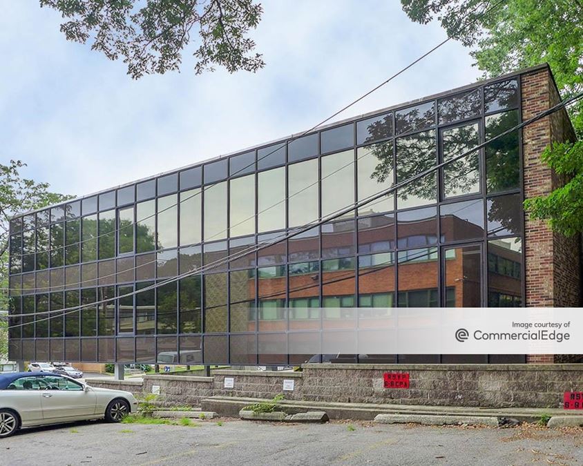 The Great Neck Office Trio 287 Northern Boulevard, Great Neck, New