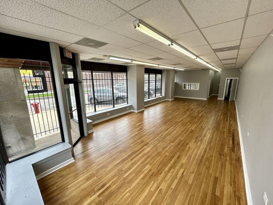 3135 W 63rd - +/-1,400 SF Commercial Storefront for Lease