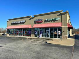 RETAIL CENTER FOR LEASE ON KANSAS EXPRESSWAY
