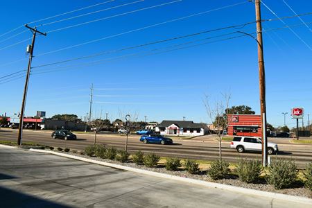 VacantLand space for Rent at 2505 W Pioneer Pkwy in Pantego