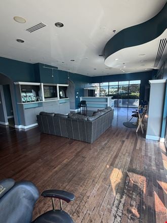 201 Ring Road Suite 60