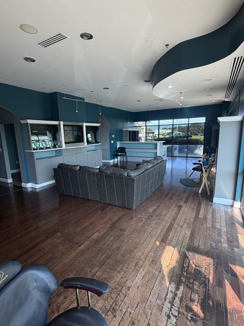 201 Ring Road Suite 60