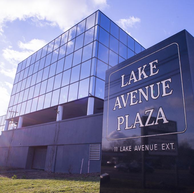 Lake Avenue Plaza