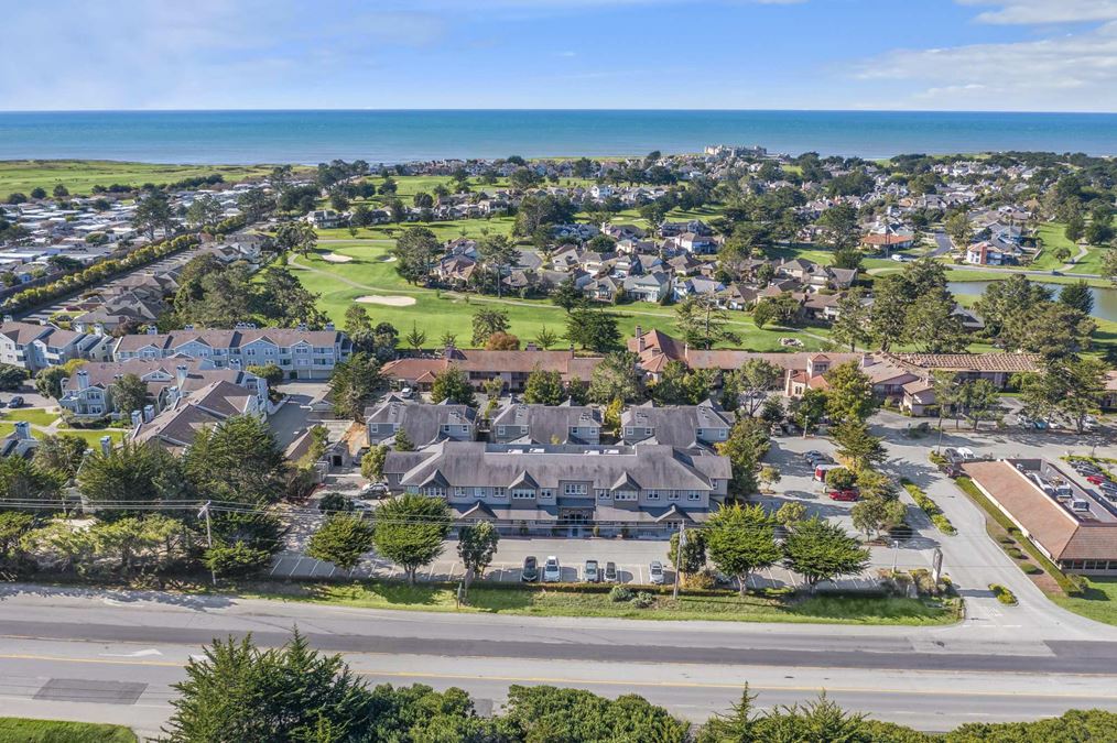 2450 Cabrillo Hwy S 