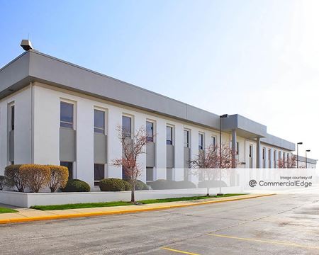 Industrial space for Rent at 555 St. James Gate in Bolingbrook