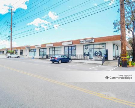 Retail space for Rent at 28912 Roadside Drive in Agoura Hills