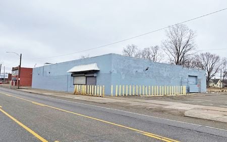 Retail space for Rent at 14120 Wyoming Ave in Detroit