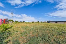 35 Frontage Rd