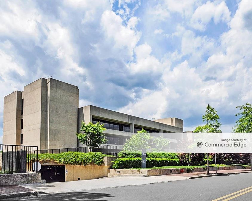 600 Steamboat Road, Greenwich, CT 06830