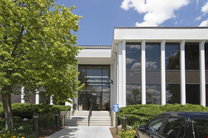 280 Shuman Blvd