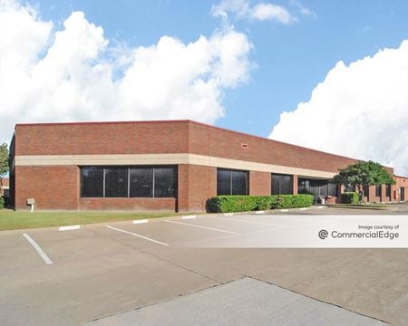 Photo of commercial space at 1544 Valwood Pkwy in Carrollton
