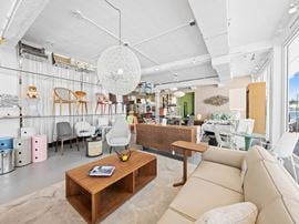 1900 East Sunrise Boulevard