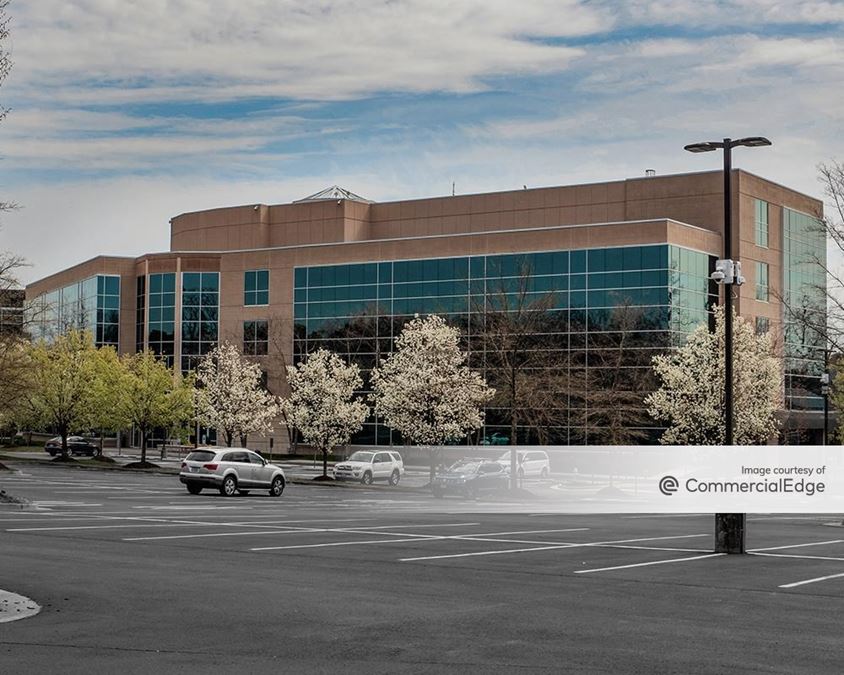 Innsbrook Corporate Center Markel 4521 4521 Highwoods Pkwy, Glen