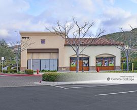 The Plaza at Golden Valley