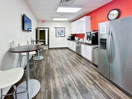 Regus - Central Park Corporate Center