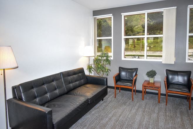 LJMG, INC - First Choice Executive Suites Mission Valley