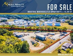Industrial Warehouse/Flex Opportunity | ± 16,300 SF