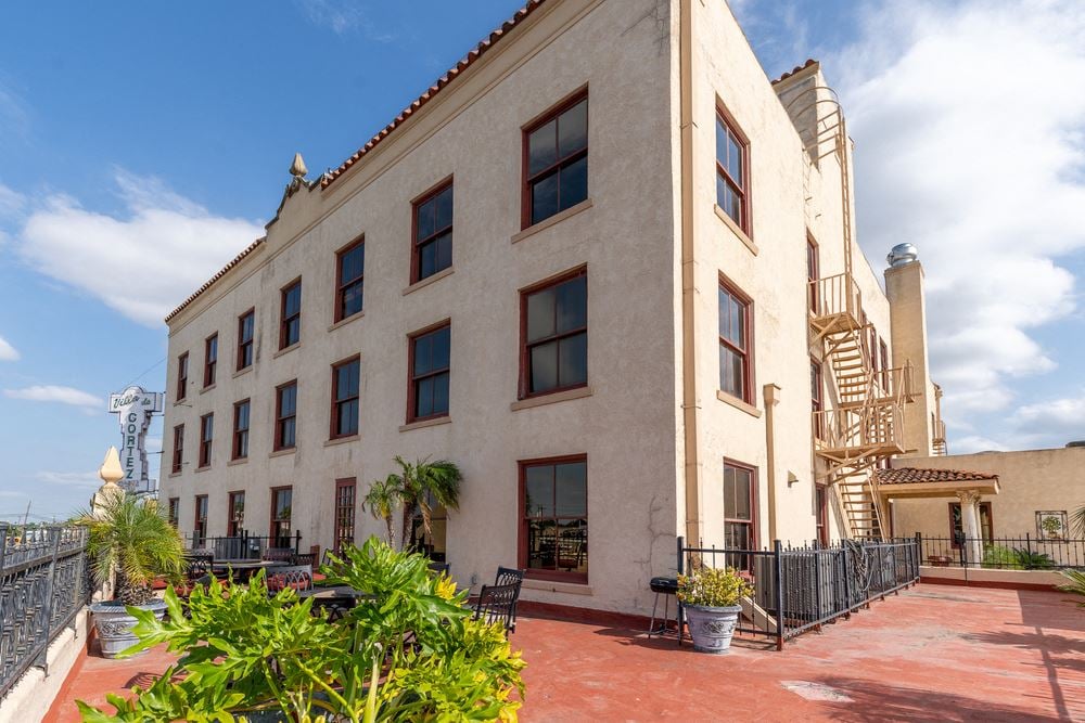 The Villa de Cortez 260 S Texas Blvd, Weslaco, TX Retail Building