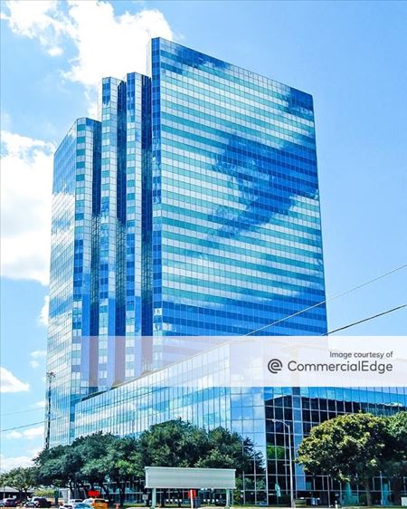 Office space for Rent at 3200 Southwest Freeway in Houston