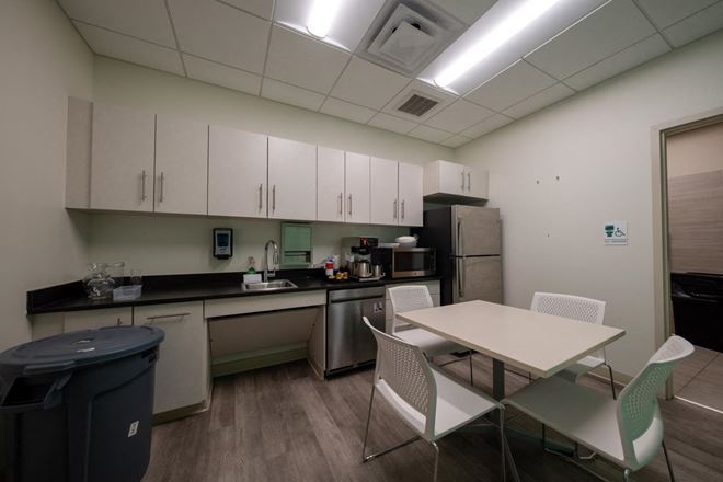 1535 West 26th Street Sublease