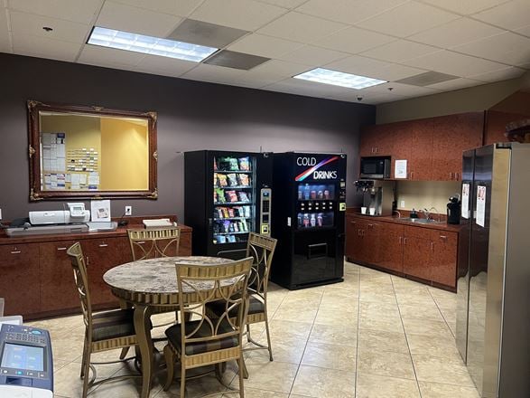 Executive Life Suites, Inc dba River Park Executive Suites - River Park Executive Suites