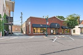 112 S Maple St