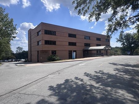 Office space for Sale at 1 Saint Vincent Cir in Little Rock