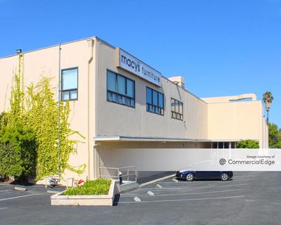 2838 South El Camino Real