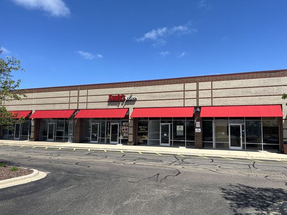Retail Space at Vasa Fitness Anchored Center