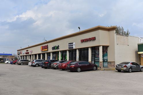 Antoine Retail Center