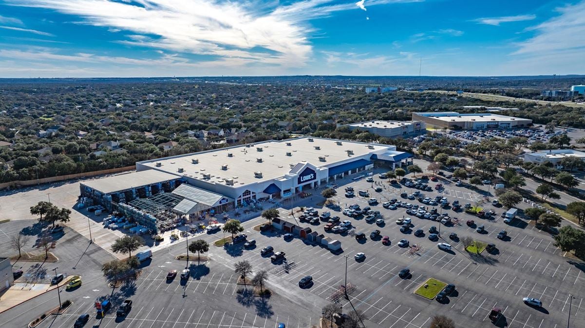 Bandera Pointe