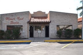 220 W Hillside Rd