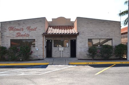 Office space for Sale at 220 W Hillside Rd in Laredo