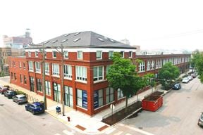 Loft Space Available with On-Site Parking in Fulton Market