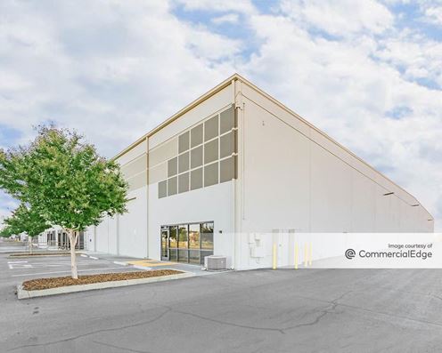Lincoln Air Park - 2975-3071 Venture Drive