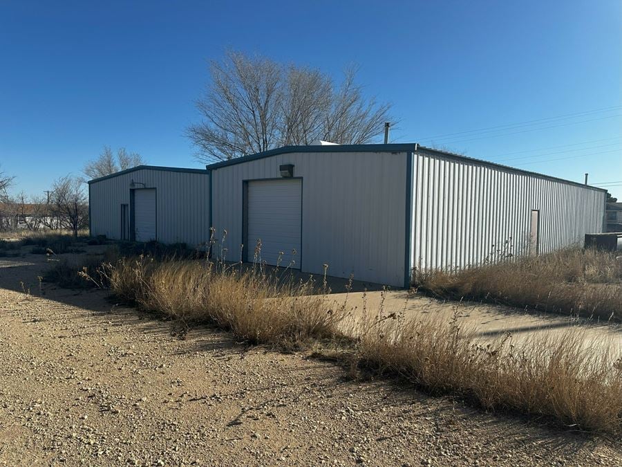 6,232 SF Shop/Office Space on 0.4 Acres