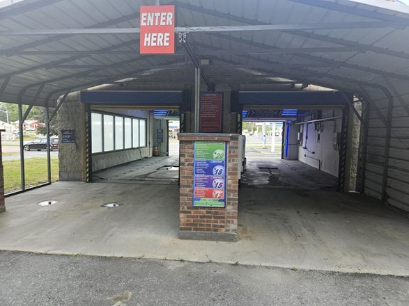 retail lot @ I-89 & I-91