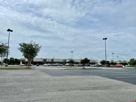 Photo of commercial space at 1731 Manhattan Blvd. in Harvey