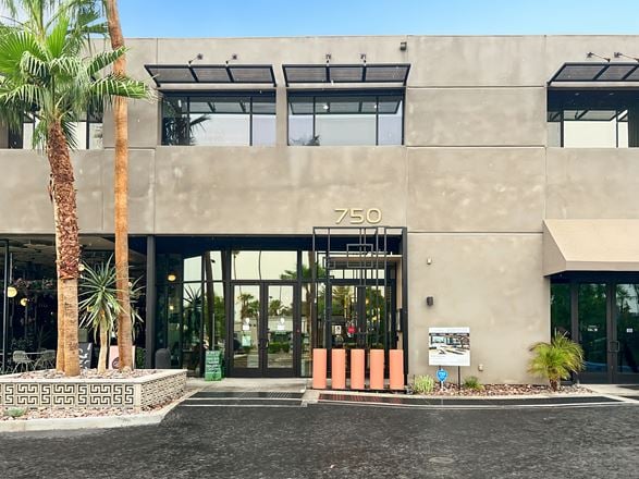 Regus - Palm Springs - Canyon Dr
