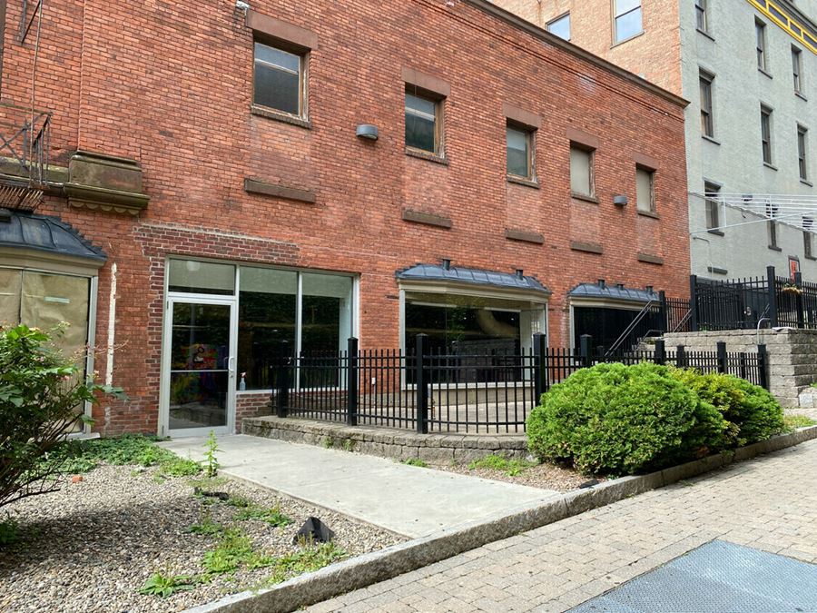 61 N Pearl St