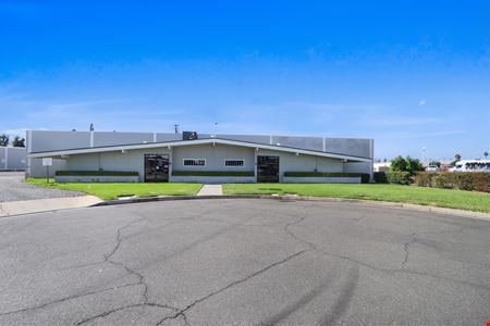 Industrial space for Rent at 1040 W Hoover Ave in Orange