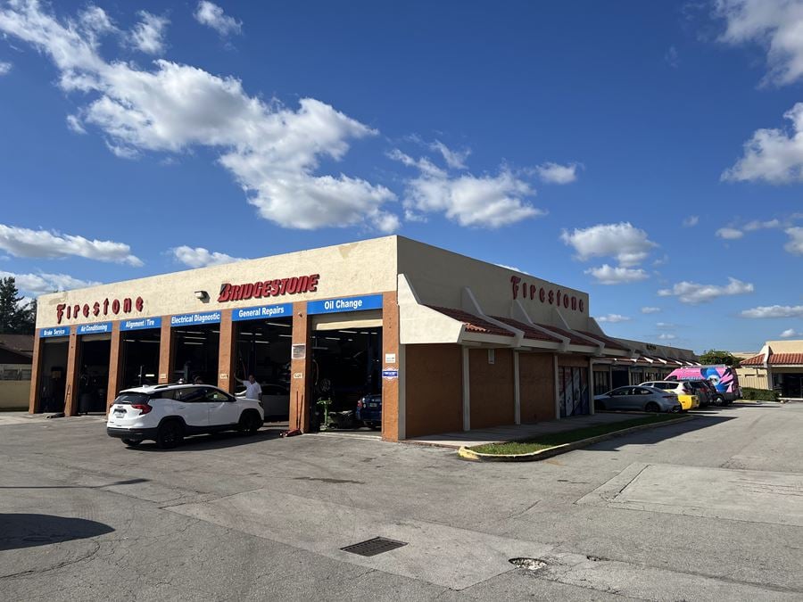 Tamiami Square