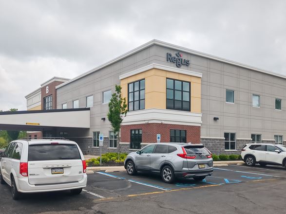 Regus - Marlboro - RT 520