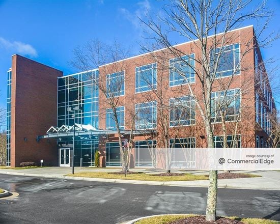 Innsbrook Corporate Center - Highwoods Plaza