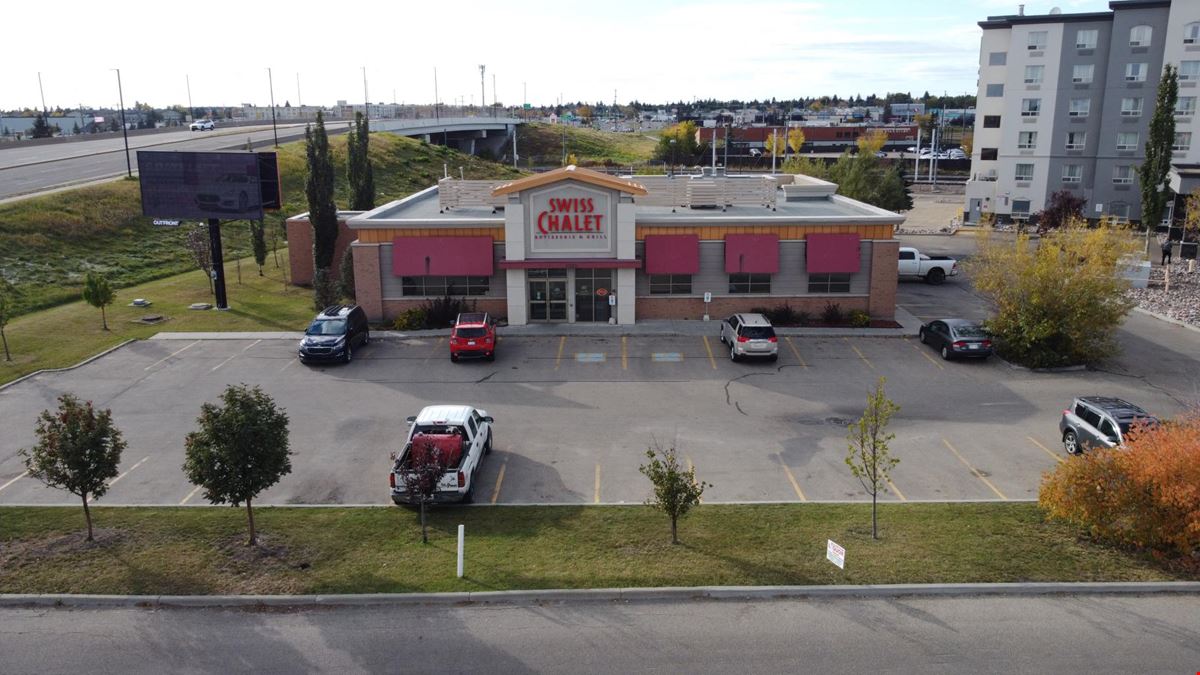 Freestanding Retail Building