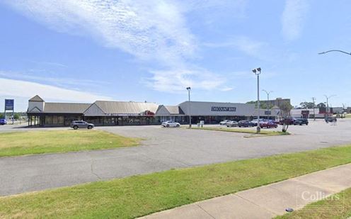 For Sale: Fully Occupied Retail Center