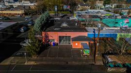 2319 NE Glisan Street, Portland, OR 97232