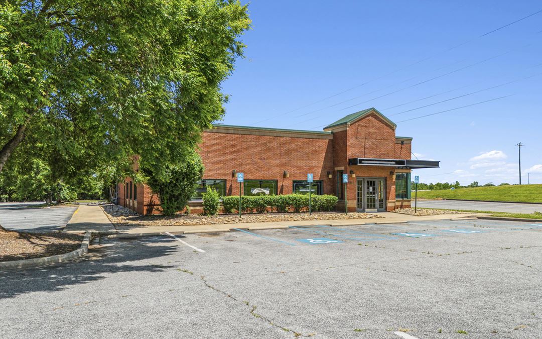 Former Applebees