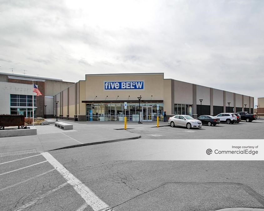 The Shoppes at Parma Property & Listing Details 42Floors