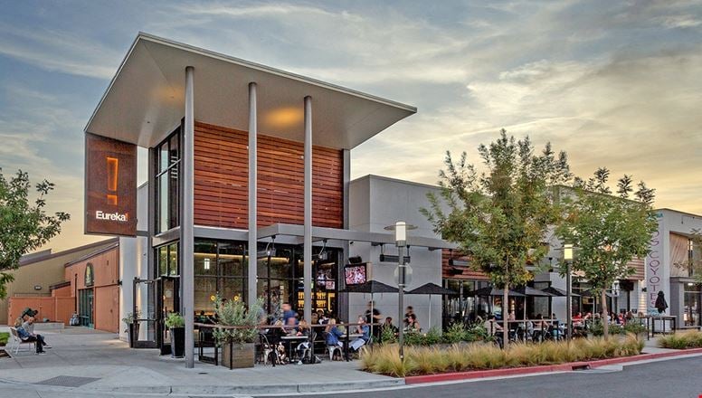Willows Shopping Center